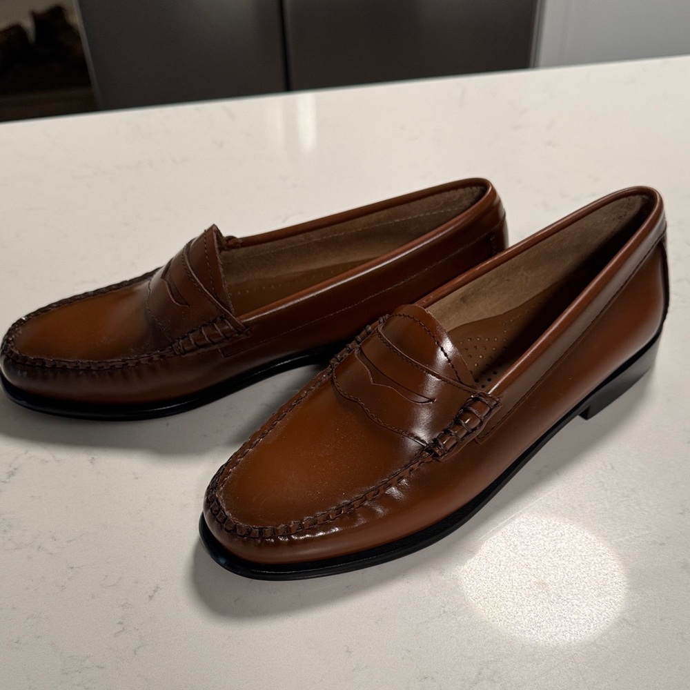 Whitney Weejuns Penny Loafer - Picture 3 of 6